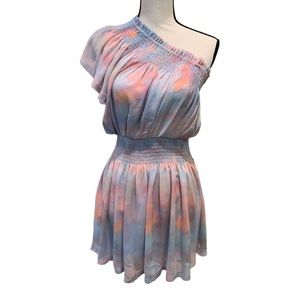 ⭐️ Skylar+Madison one shoulder dress